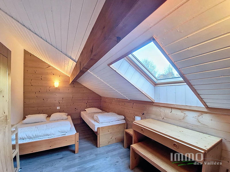 Maison - 87 m² - 5 pièces