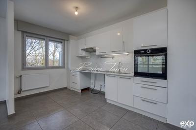 Appartement - 84 m² - 4 pièces