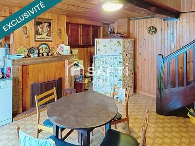 Maison - 101 m² - 8 pièces