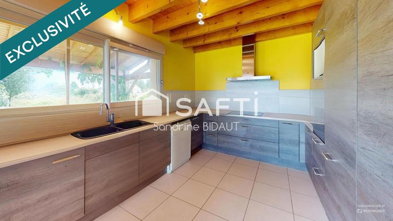 Maison - 90 m² - 4 pièces