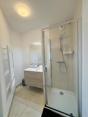 Chambre - 25 m² - 5 pièces