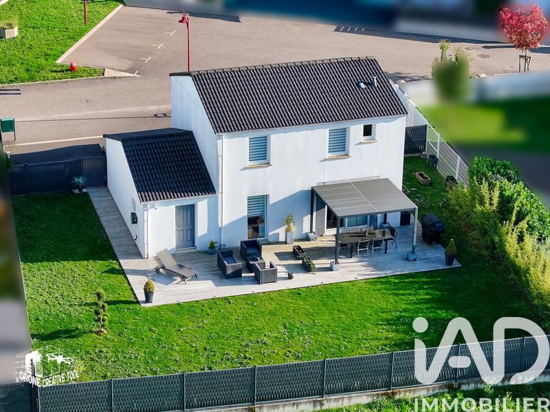 Maison - 115 m² - 6 pièces