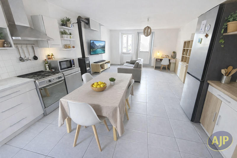 Maison - 69 m² - 4 pièces