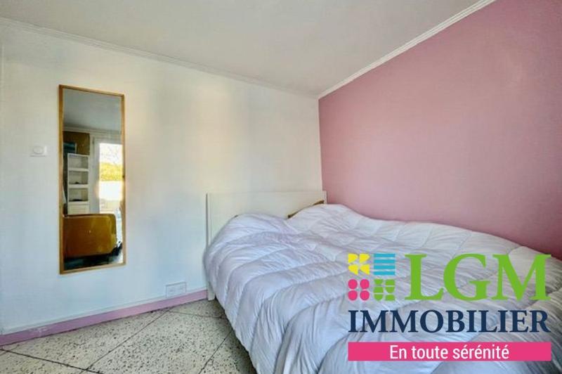 Maison - 243 m² - 9 pièces