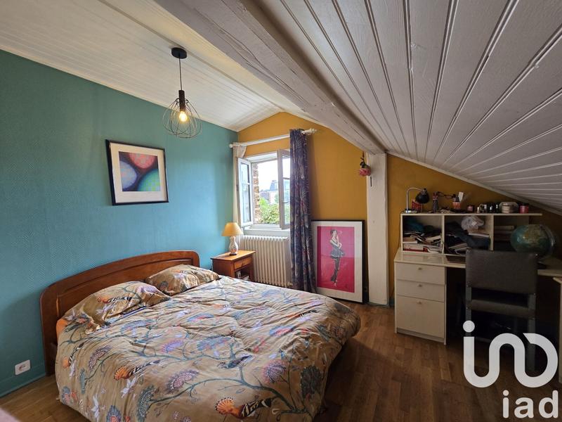 Maison - 99 m² - 5 pièces