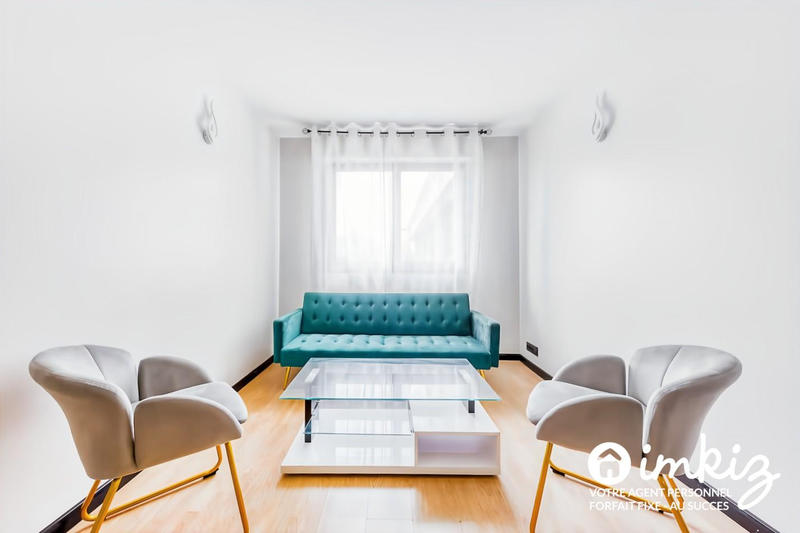 Appartement - 90 m² - 6 pièces