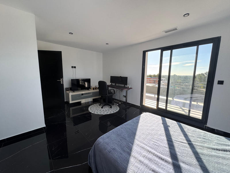 Maison - 190 m² - 6 pièces