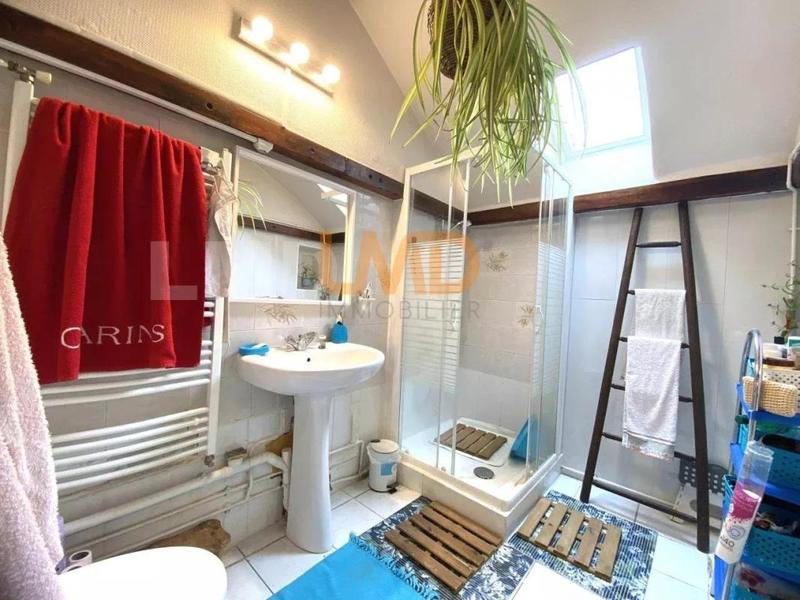 Maison chambre d'hôtes - 250 m² - 17 pièces