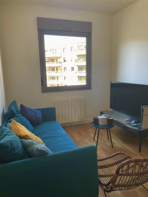 Chambre - 9 m² - 1 pièce