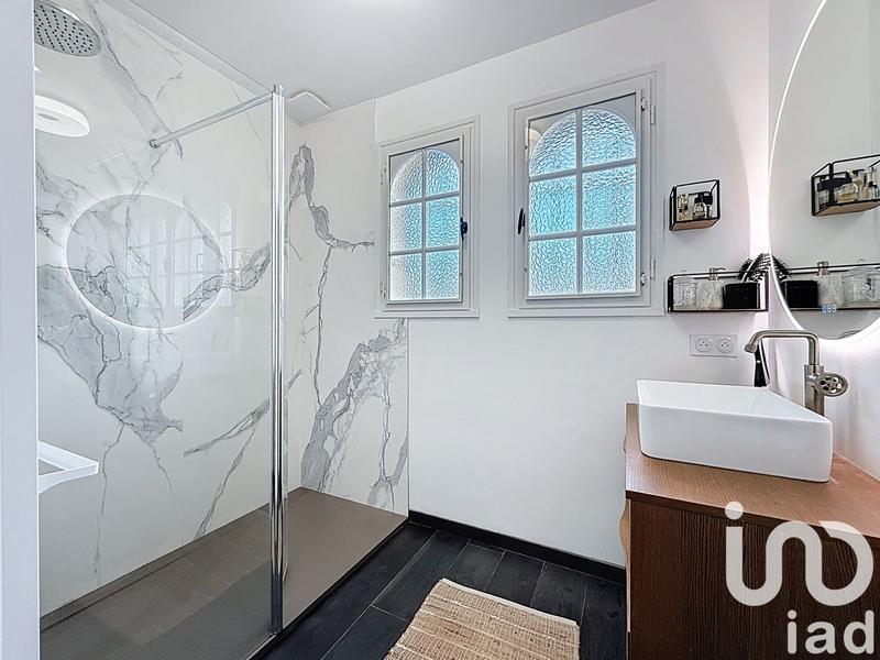 Maison - 161 m² - 7 pièces