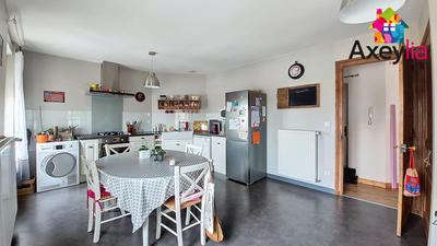 Appartement - 101 m² - 4 pièces