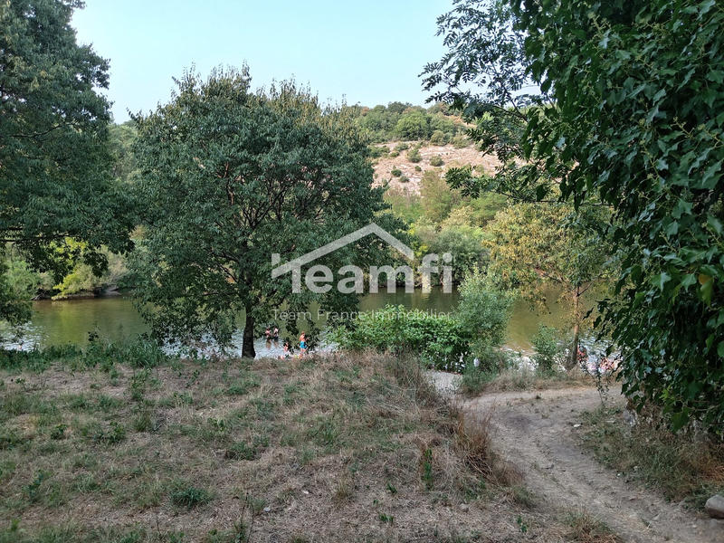 Terrain - 8 817 m²