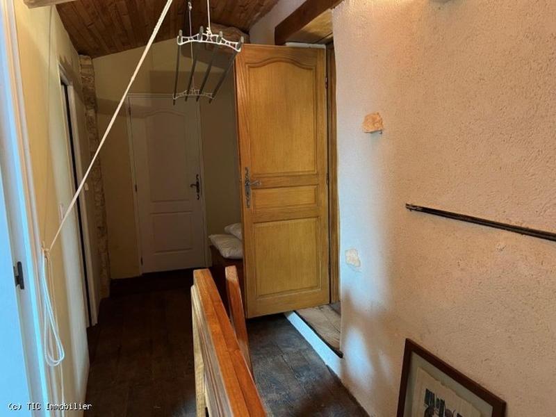 Maison - 270 m² - 11 pièces