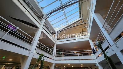 Bureau - 1 128 m²