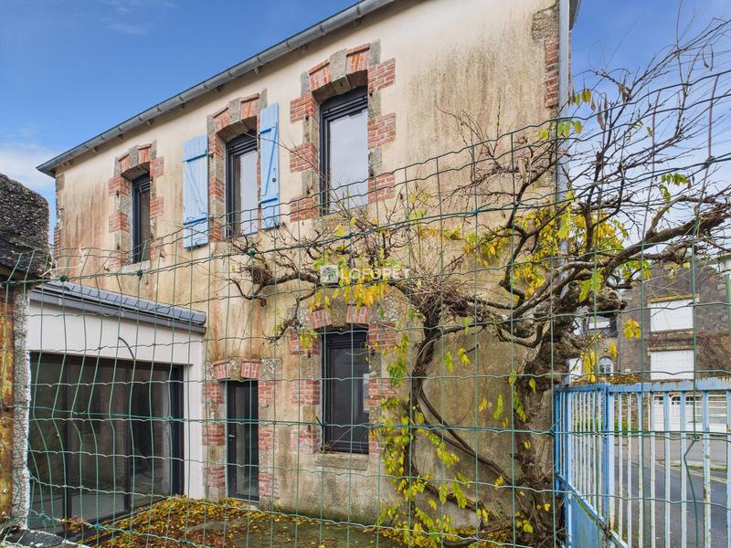 Maison ancienne - 122 m² - 5 pièces