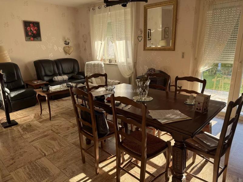 Maison - 93 m² - 4 pièces