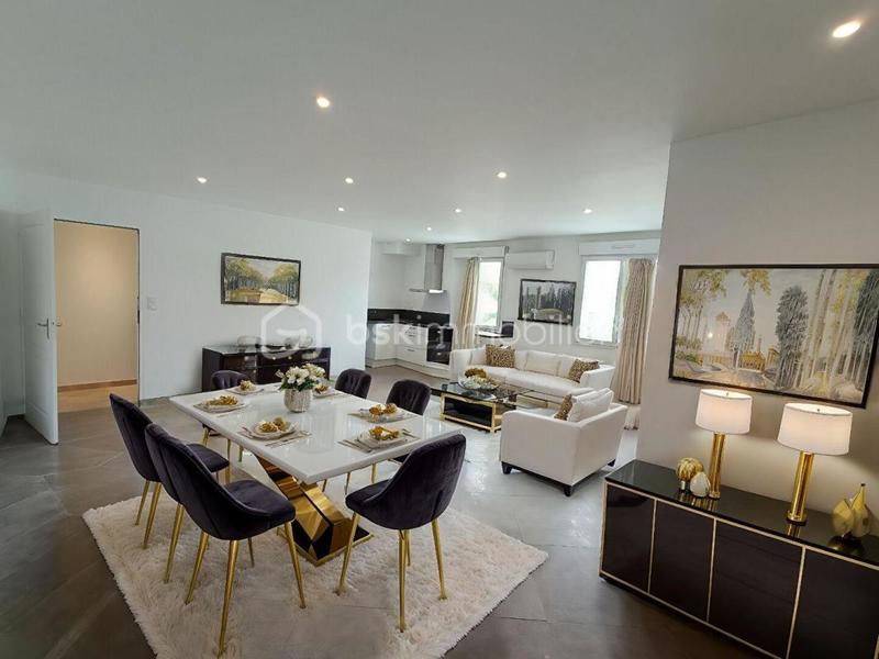 Appartement - 84 m² - 4 pièces