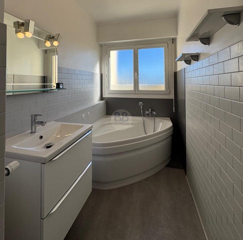 Appartement - 74 m² - 3 pièces