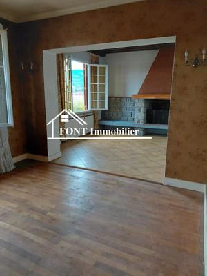 Maison - 94 m² - 5 pièces
