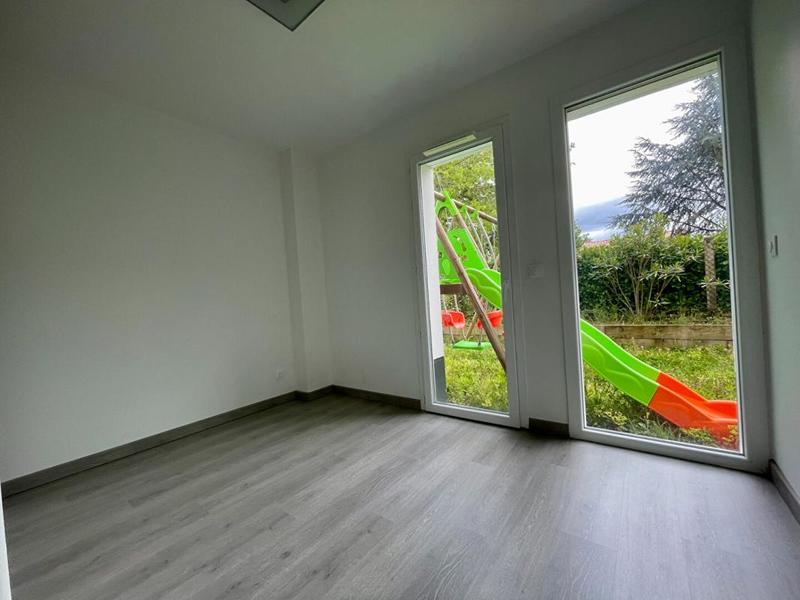 Appartement - 150 m² - 5 pièces
