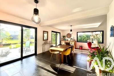 Maison - 175 m² - 7 pièces