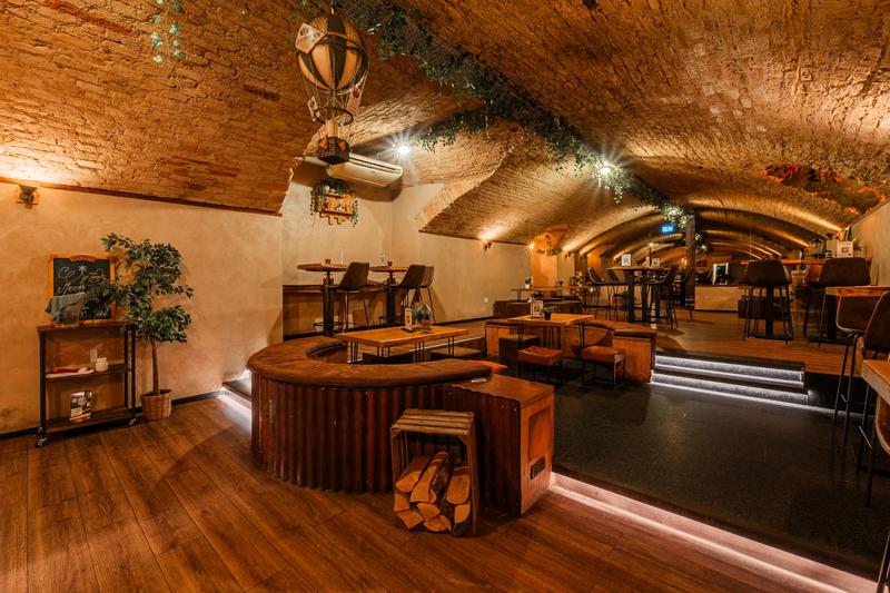 Fonds de commerce - Hôtellerie / Restauration - 170 m²