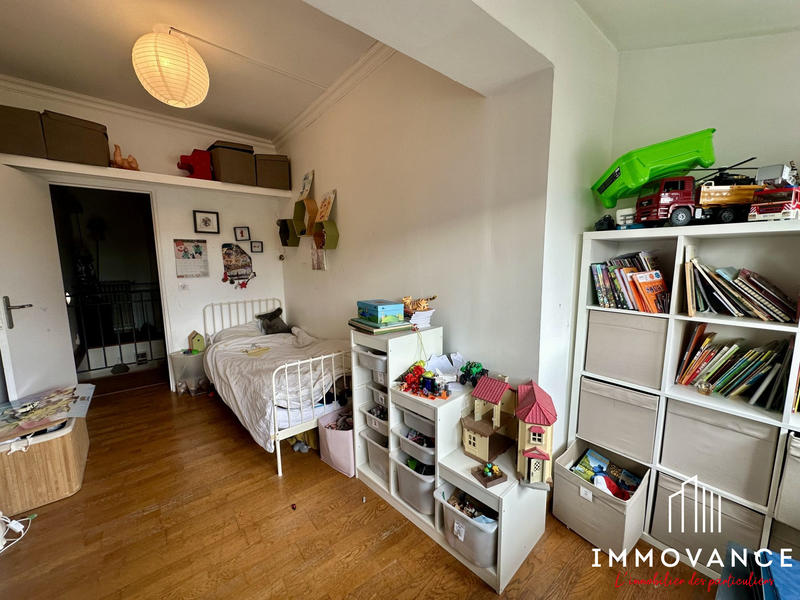 Villa - 225 m² - 8 pièces