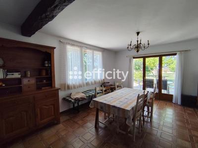 Maison - 125 m² - 5 pièces