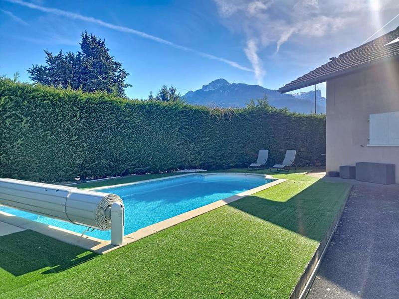 Maison - 120 m² - 5 pièces