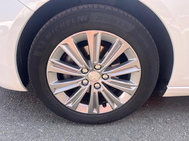 Peugeot 308 BlueHDi 130ch SetS Bvm6 Allure Business