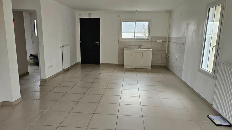 Maison - 111 m² - 6 pièces