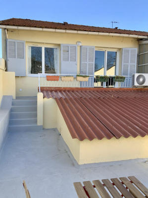 Appartement - 77 m² - 5 pièces