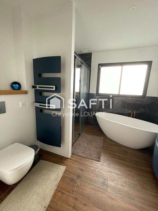 Maison - 121 m² - 4 pièces