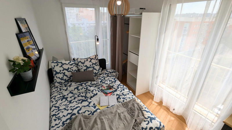 Chambre - 18 m² - 6 pièces