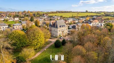 Château - 700 m² - 19 pièces