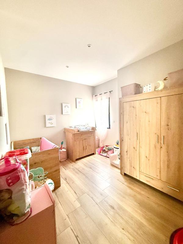 Maison - 193 m² - 7 pièces