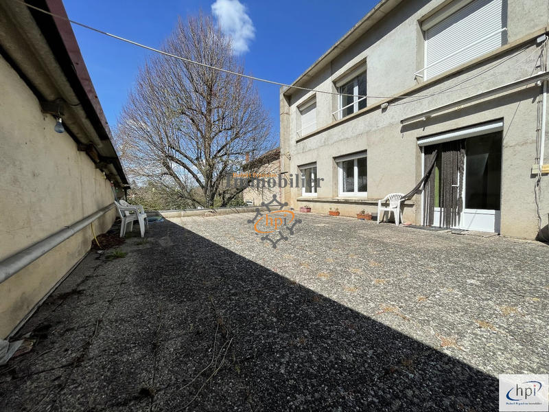 Appartement - 90 m² - 4 pièces