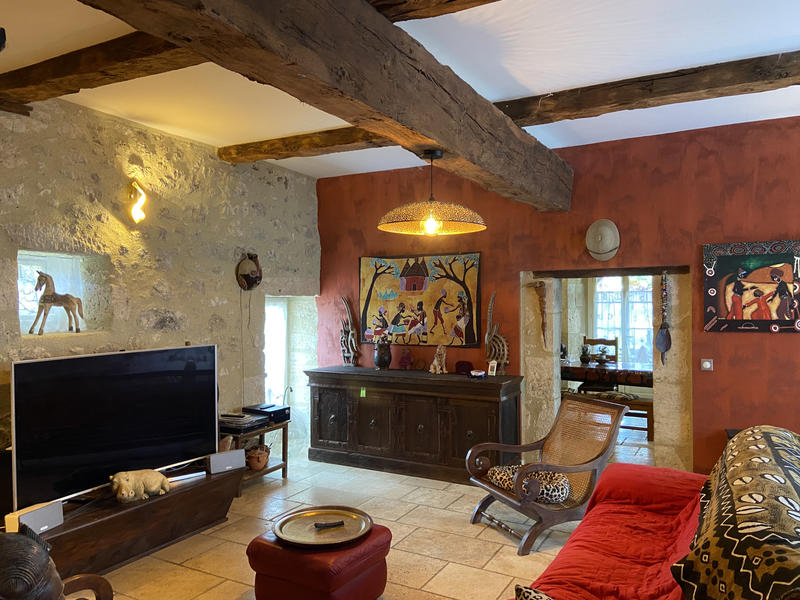 Maison - 414 m² - 15 pièces