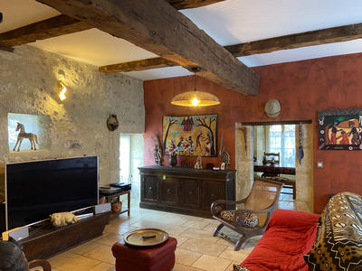 Maison - 414 m² - 15 pièces