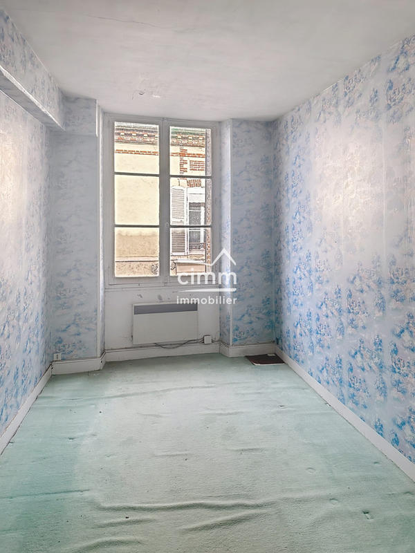 Bureau - 125 m² - 6 pièces