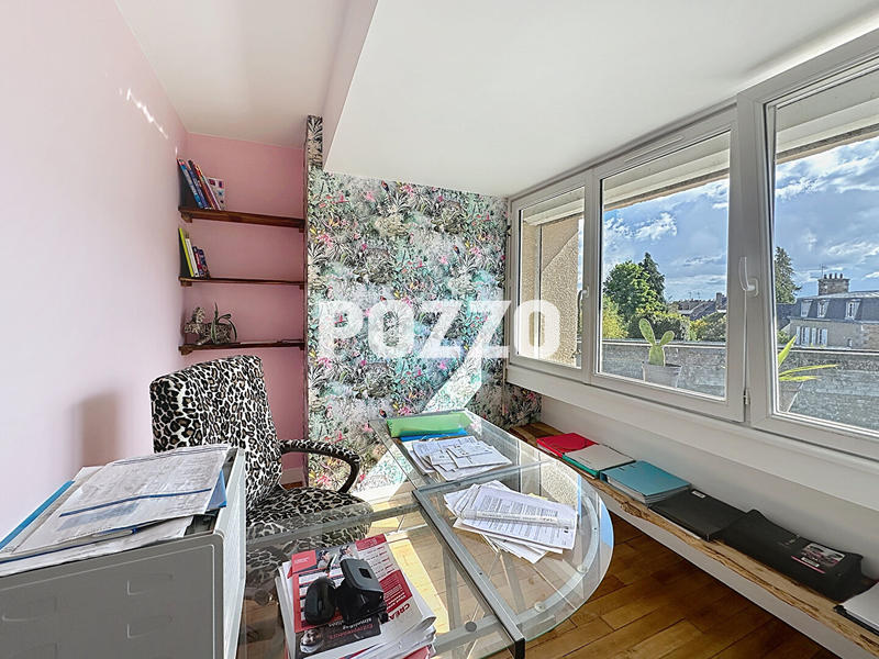Maison - 85 m² - 5 pièces