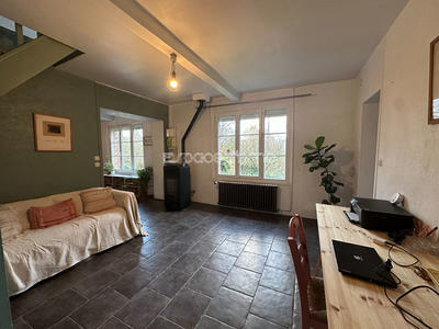 Maison - 158 m² - 7 pièces