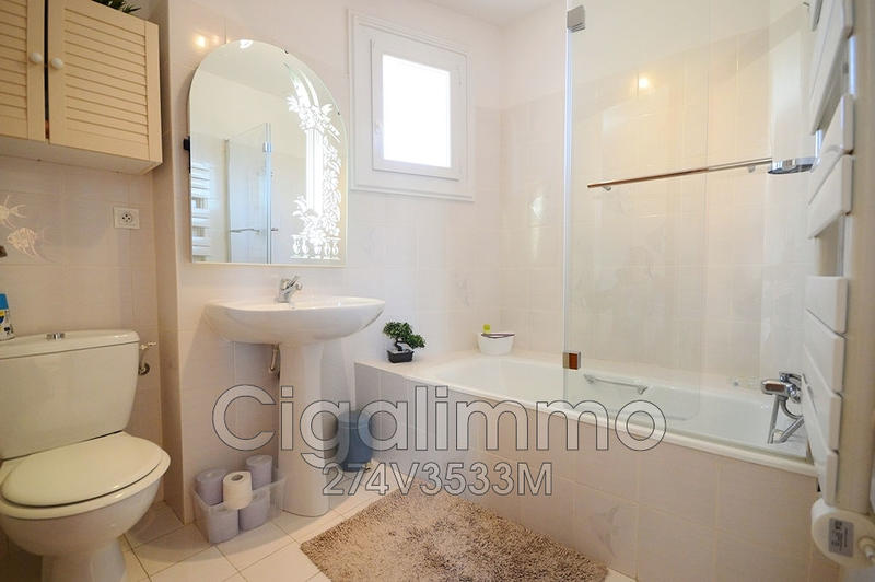 Maison - 140 m² - 10 pièces