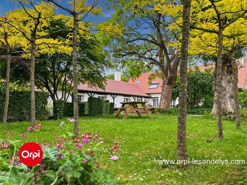 Maison - 180 m² - 8 pièces