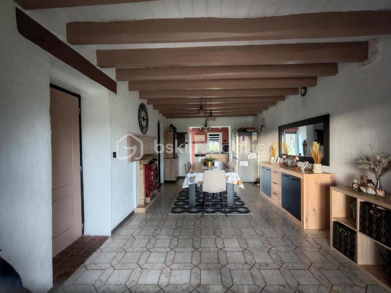 Corps de ferme - 171 m² - 8 pièces