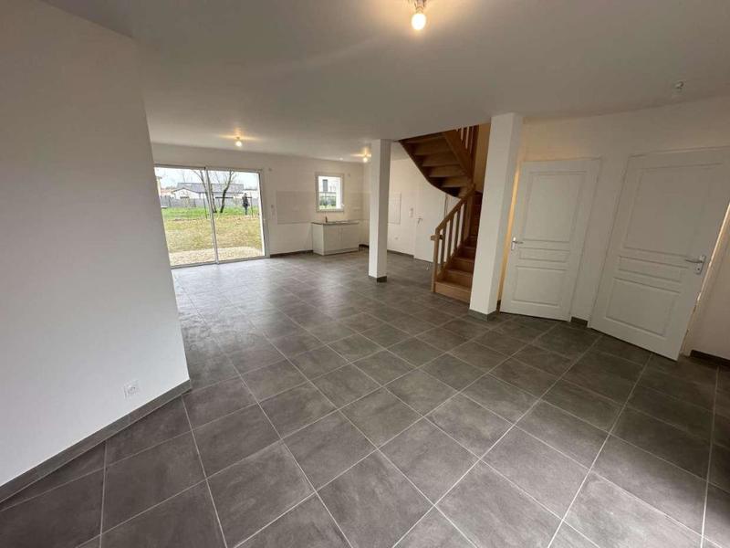 Maison - 95 m² - 5 pièces