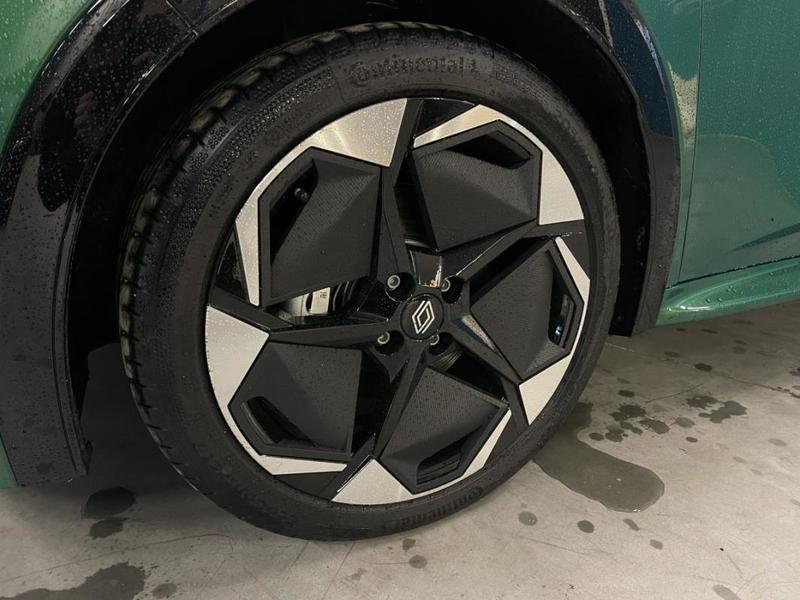 Renault Clio VI techno full hybrid E-Tech 160 ch