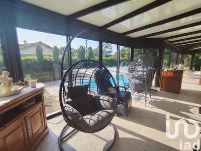 Maison - 140 m² - 5 pièces