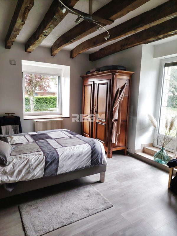 Maison - 137 m² - 7 pièces