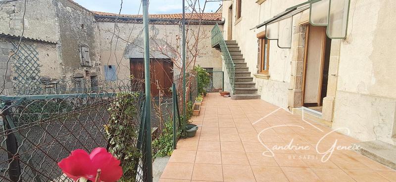 Maison - 107 m² - 4 pièces